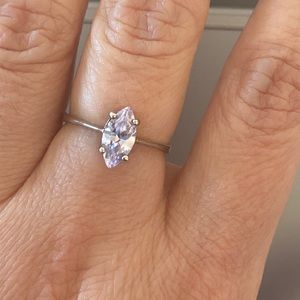 Sterling silver ring with alexandrite marquise cut